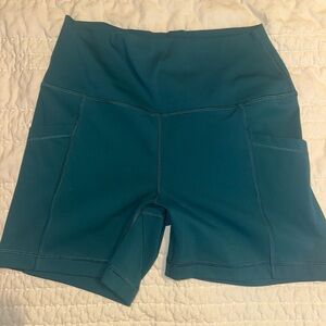 90 degree athletic  Women's Shorts